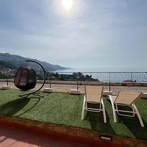 Un Mare Di Fiori Lantgård