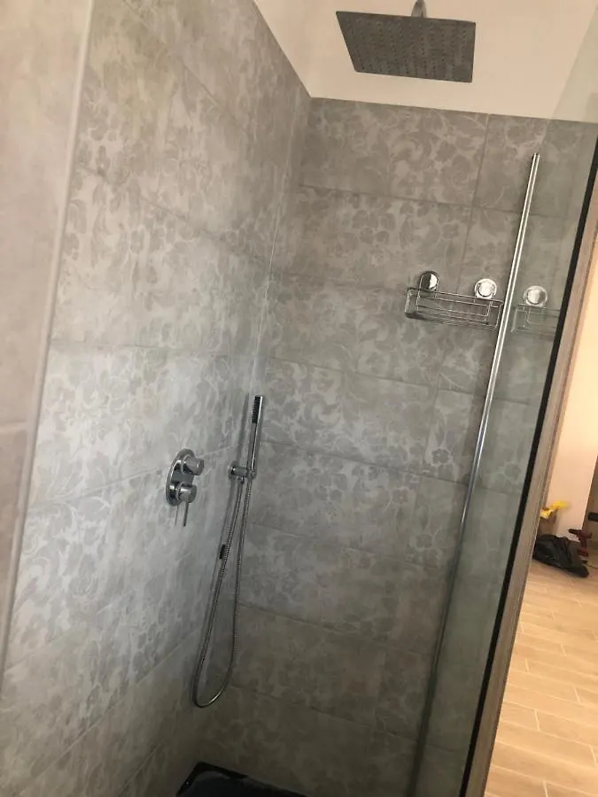 A Due Passi Dal Mare Apartment Ventimiglia Italy